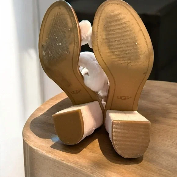 UGG Del Ray Fluff Heels Women's Blush Fur Heeled Sandals shearling size 7 - Picture 5 of 6